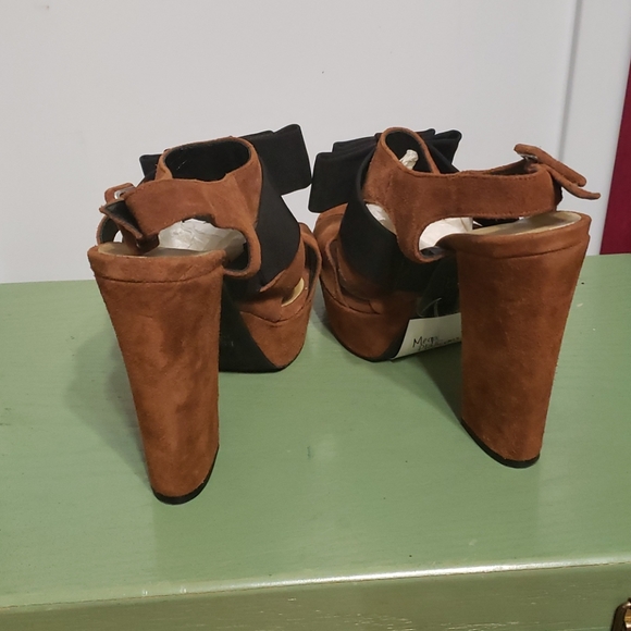 Suede Mega Platforms from Essentials Antwerp - Picture 4 of 5